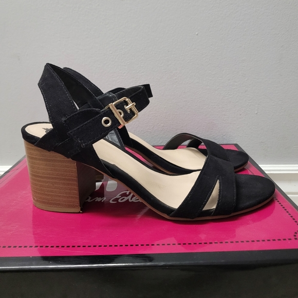 Wedge Sandal - Picture 1 of 3